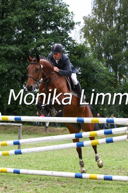 007M9489_Lilly Marleen_Punkte M.JPG